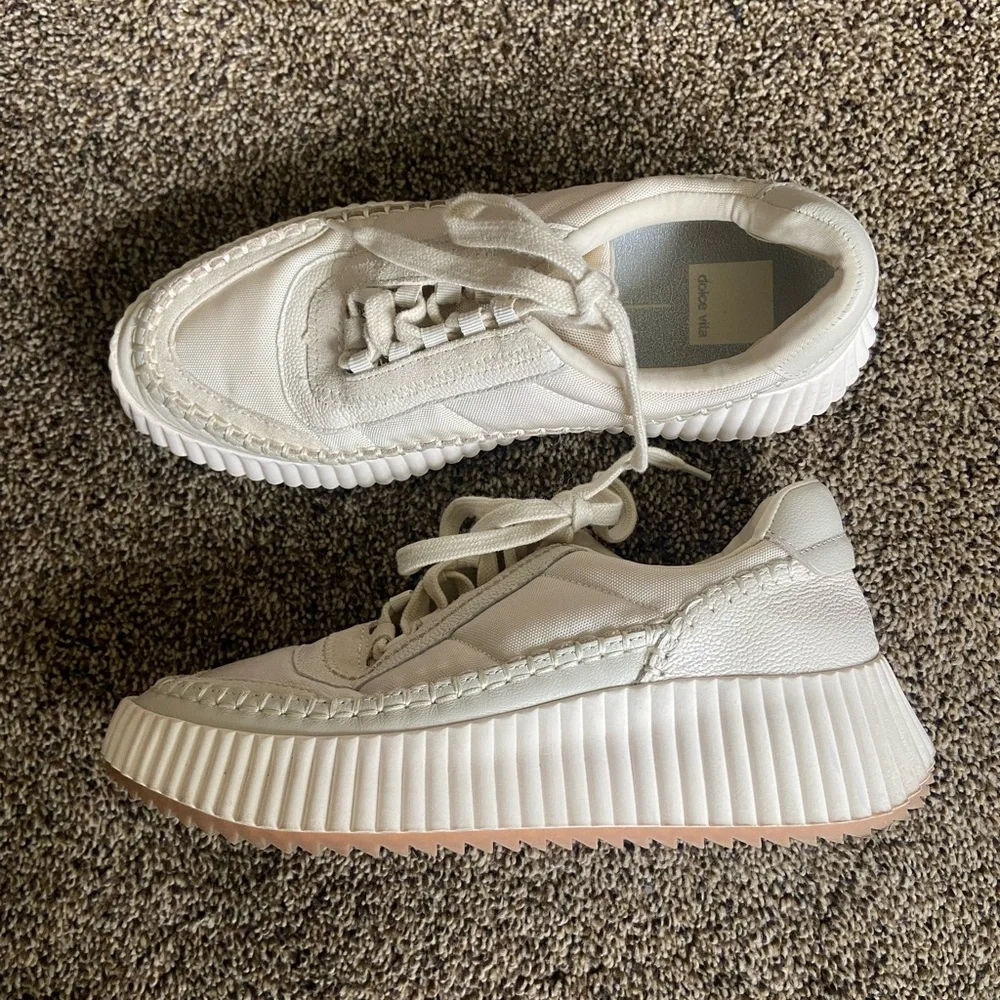 Dolce Vita Platform Sneaker Size 7.5